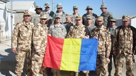 România suplimentează numărul militarilor trimişi peste hotare
