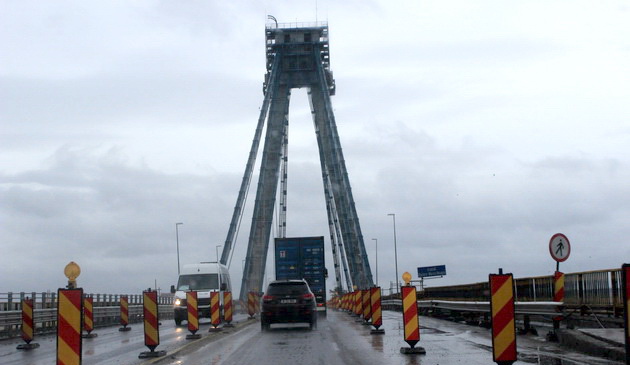 Decizii noi privind traficul greu pe podul de la Agigea