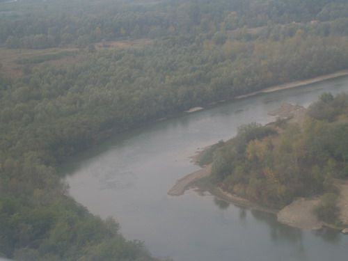 Un tânăr căutat în Republica Moldova a traversat înot râul Prut, încercând să intre ilegal în România