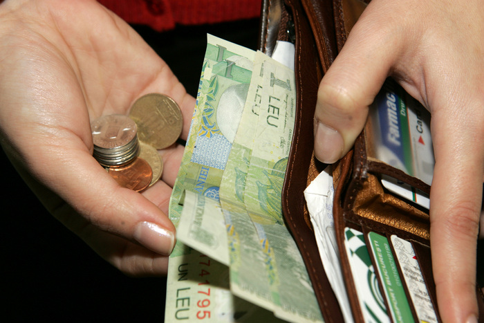 A crescut salariul mediu NET