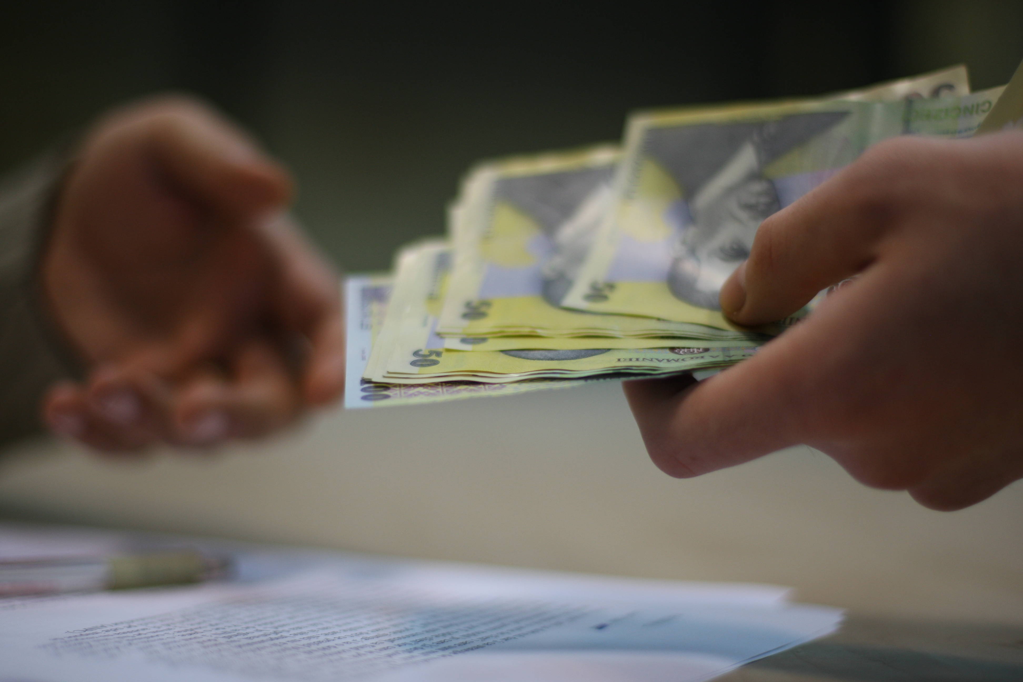 Va creşte salariul minim pe economie, anul viitor ?