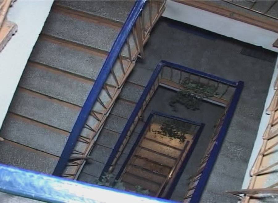 Tânăr bătut crunt de tatăl prietenei