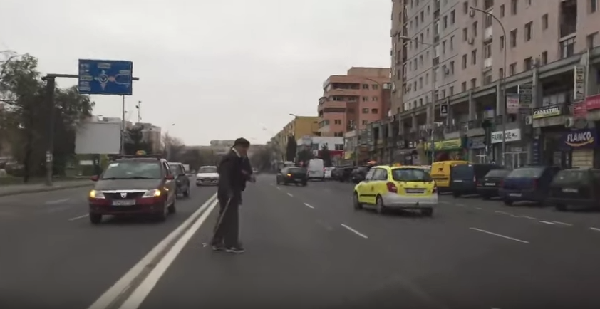 VIDEO: Un gest de omenie al unui șofer din Tulcea a devenit viral