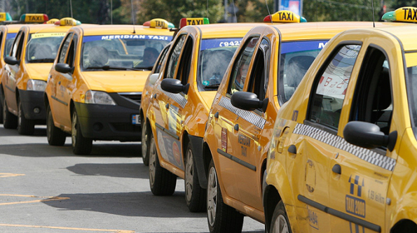 Peste o mie de transportatori constănţeni pleacă la Bucureşti