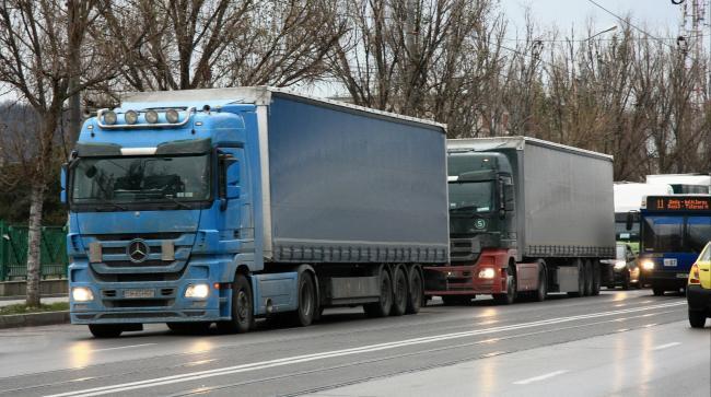 Transportatorii ies, din nou, în stradă