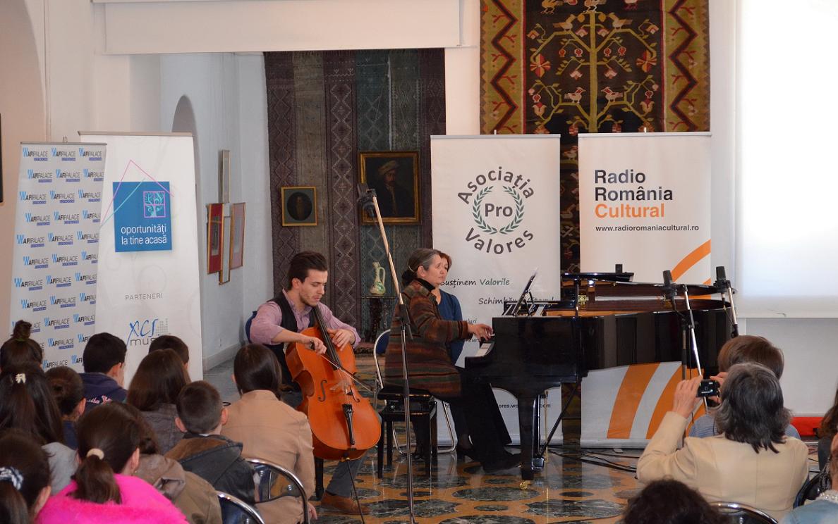 Laureaţii concursului Drumul spre celebritate, pe scena Sălii Radio