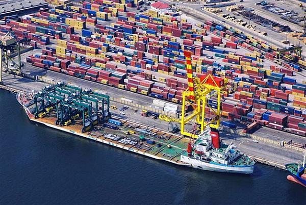 Cetăţean sudanez, cu acte expirate, depistat în Portul Constanţa Sud Agigea