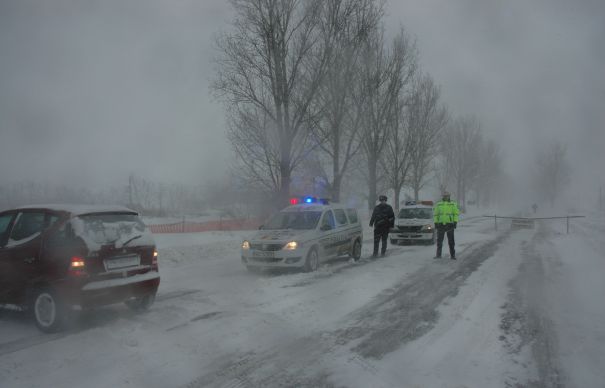 Regia Judeţeană de Drumuri şi Poduri poate efectua lucrări de deszăpezire