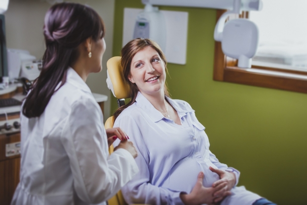 ALARMANT. Viitoarele mămici NU merg la dentist!