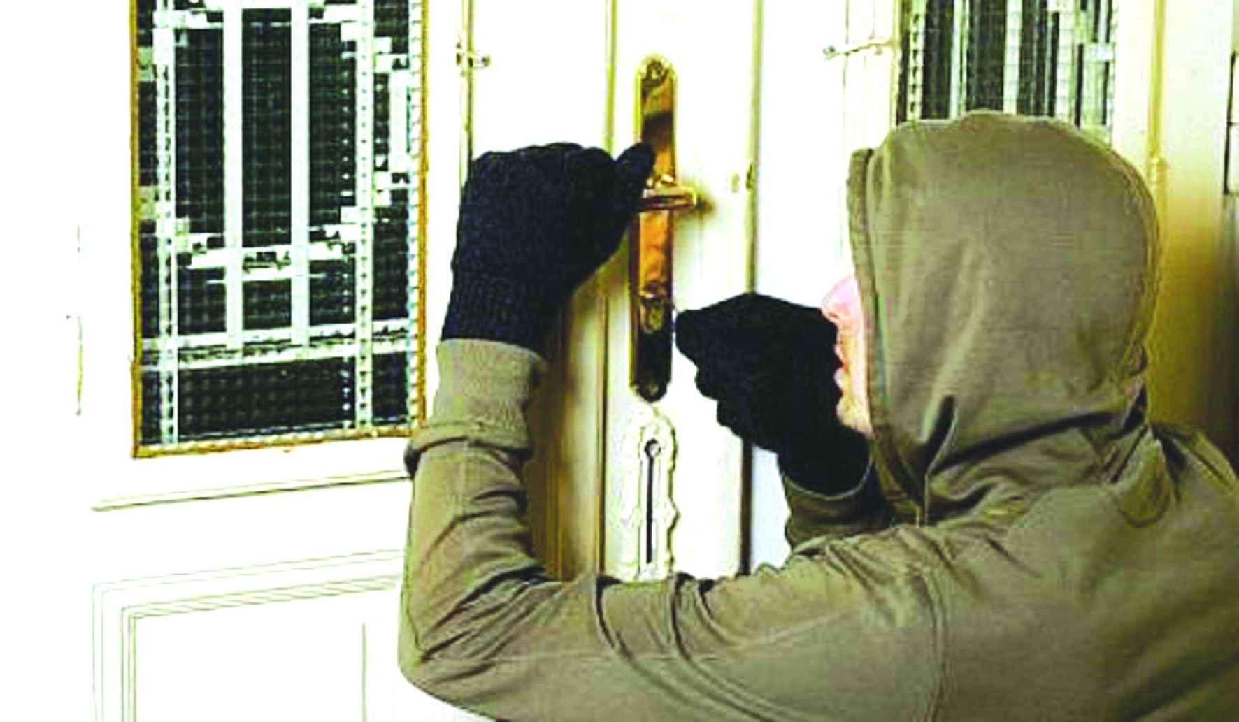 Poliţiştii din Cumpăna cercetează un tânăr pentru furturi din locuinţe