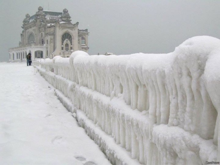 Primăria Constanţa faţă în faţă cu generalul IARNĂ, în week-end