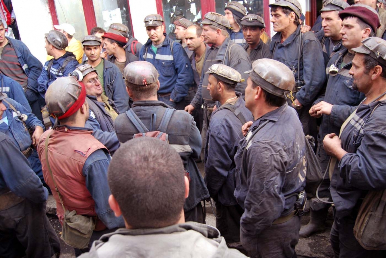 Minerii din Valea Jiului se pregătesc de grevă generală