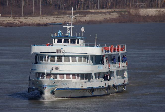Transportul de pasageri şi de mărfuri în Delta Dunării ar putea fi suspendat!