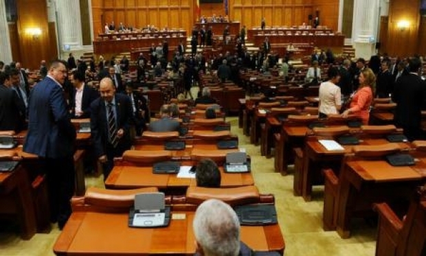 CCR. Legea pensiilor speciale ale aleşilor locali, NECONSTITUŢIONALĂ