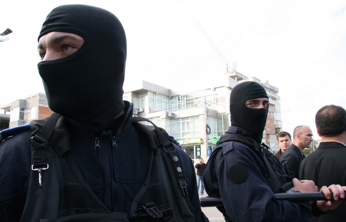 Razie a poliţiştilor în municipiul Constanţa