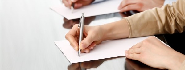 Noi informaţii privind „scriitorii din spatele gratiilor”