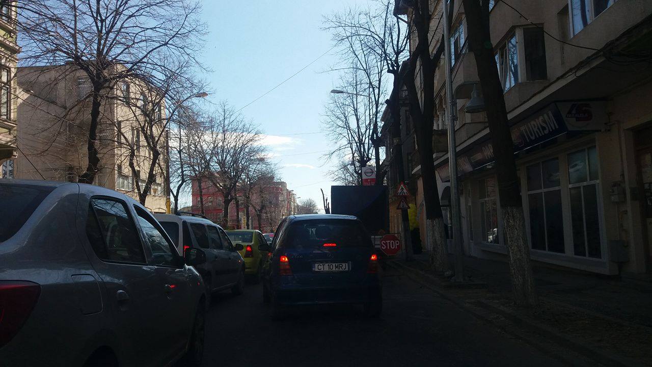 CONSTANȚA. Primăvara aduce probleme în trafic