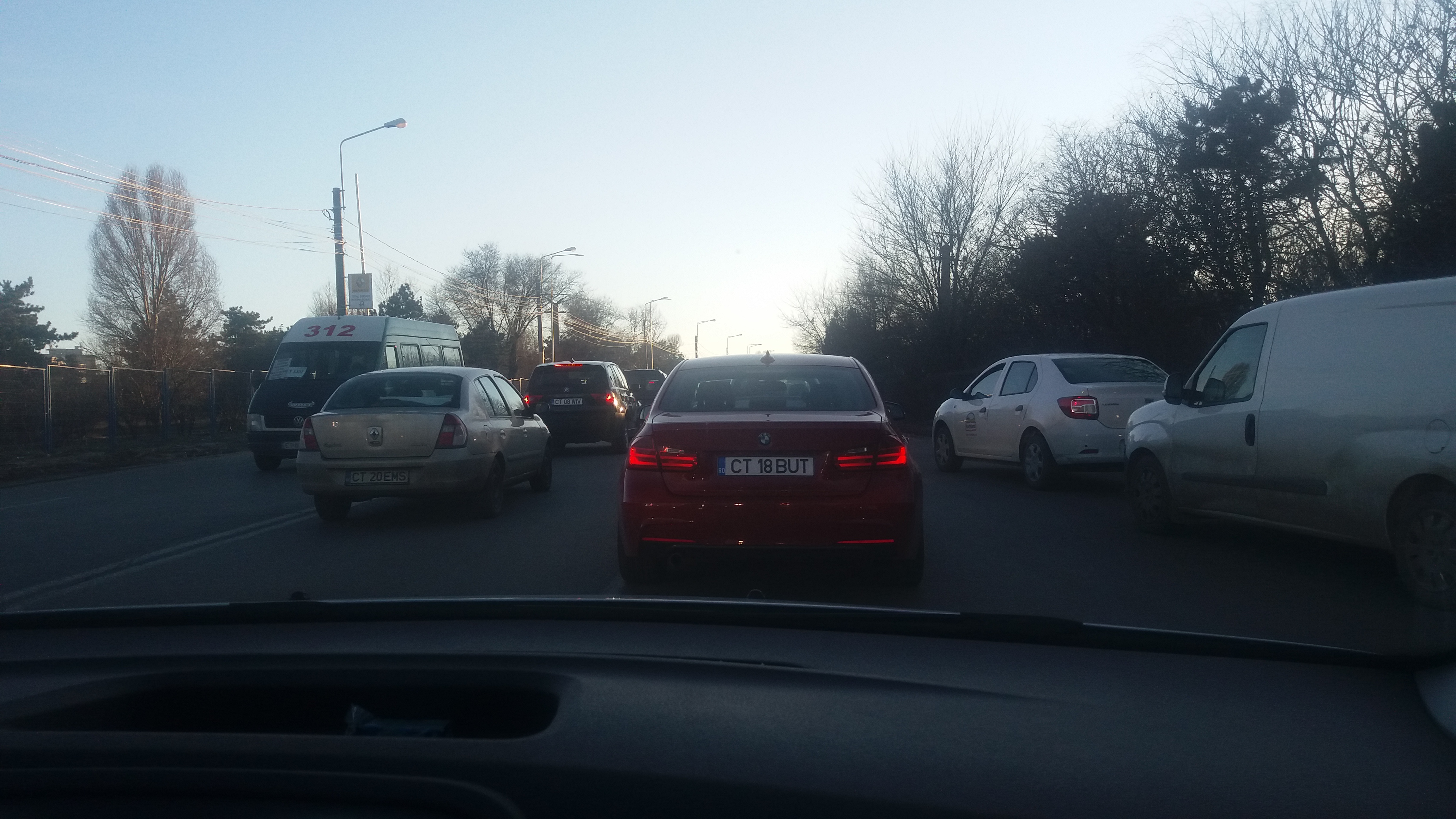 FOTO – Minor accidentat de o șoferiță neatentă! (update)