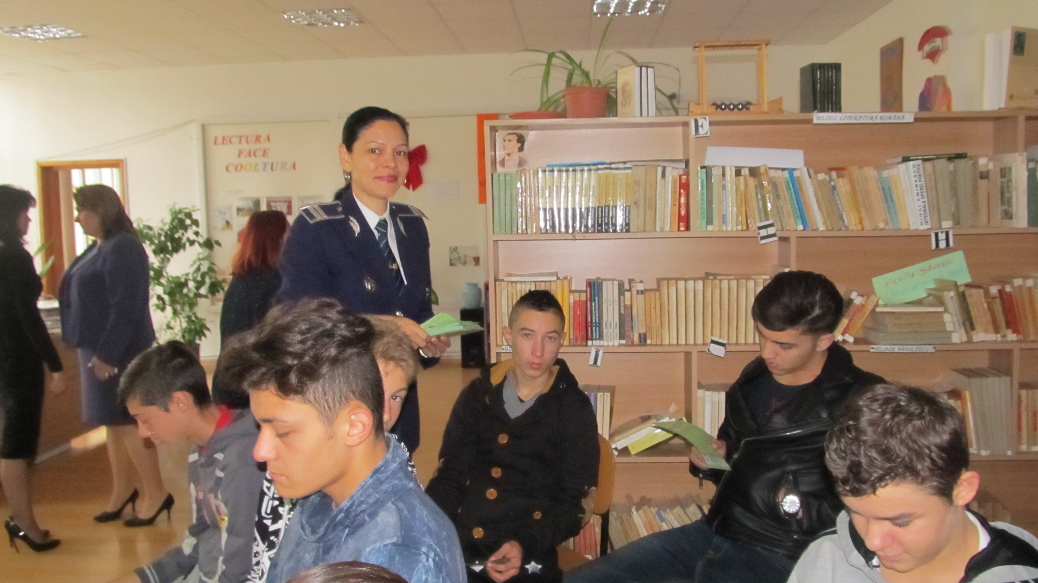 VIDEO – Viitori polițiști, recrutați din rândurile liceenilor