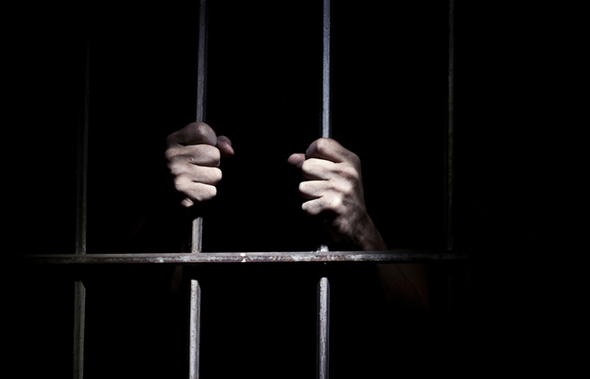Bătăuș din Năvodari, capturat de polițiști și dus la închisoare