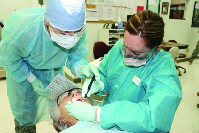 FUGA de dentist!