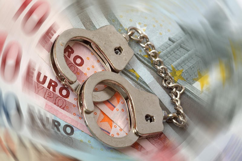 Evaziunea fiscală, în primele patru luni, peste 2,9 miliarde lei