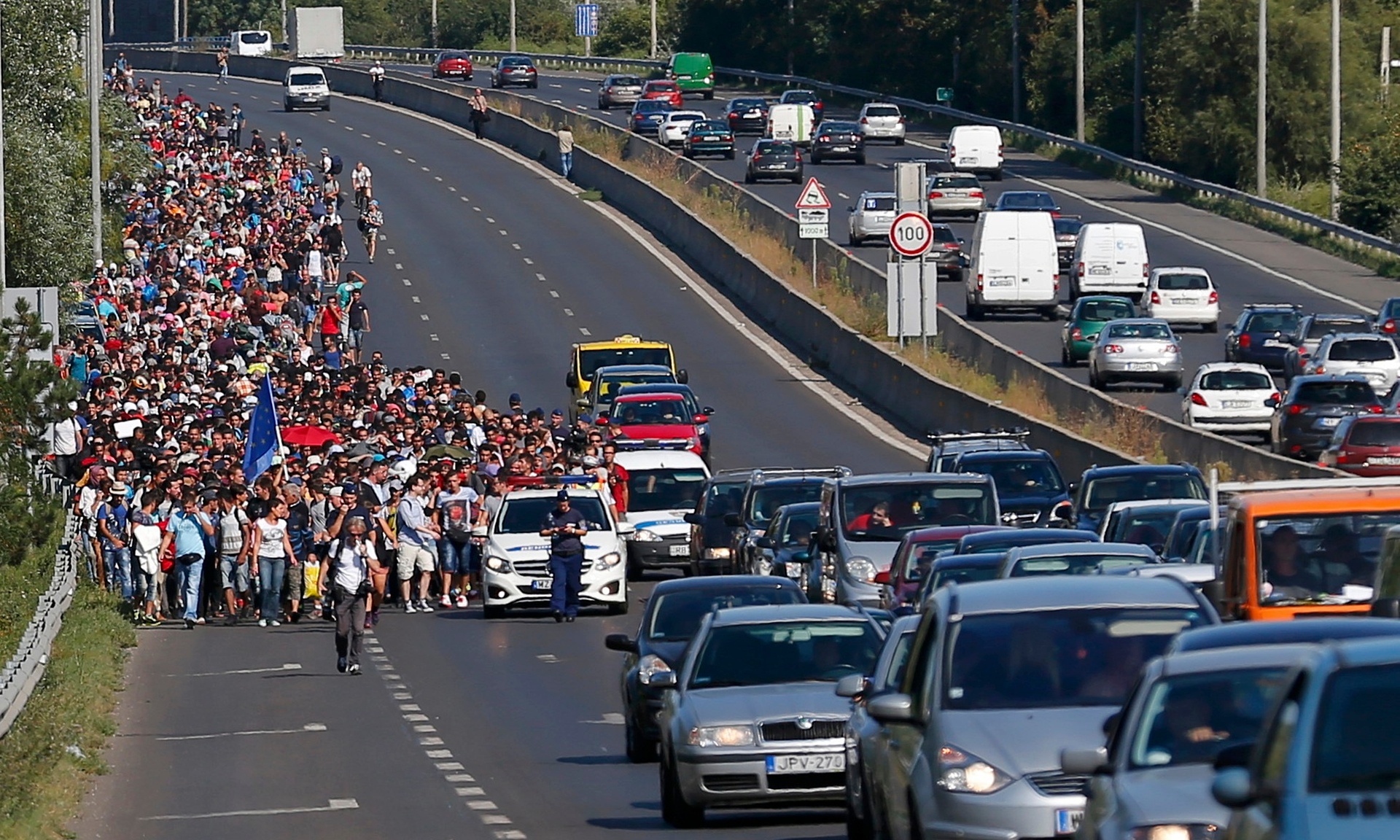 Austria cere fonduri suplimentare Comisiei Europene pentru cazarea imigranților
