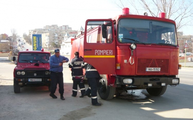 Casă mistuită în incendiu, la Tulcea