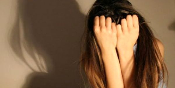 Adolescente din Constanța, „specializate” în furturi