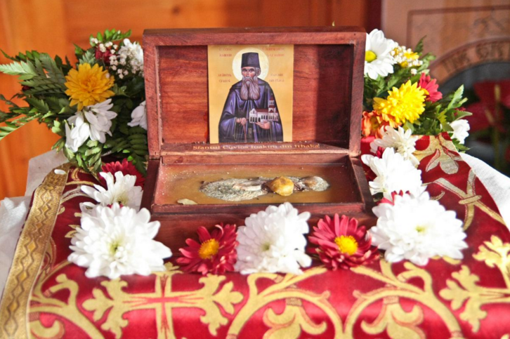 CONSTANȚA: Procesiune religioasă, cu moaște aduse din Grecia (video)