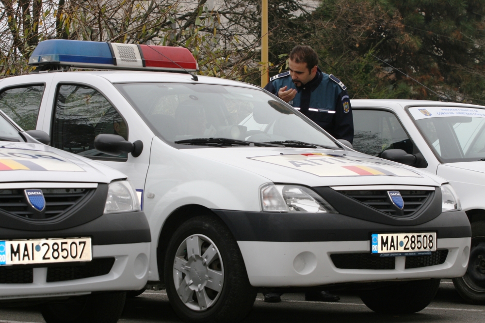 Adolescent din Tulcea, prins la volan fără permis