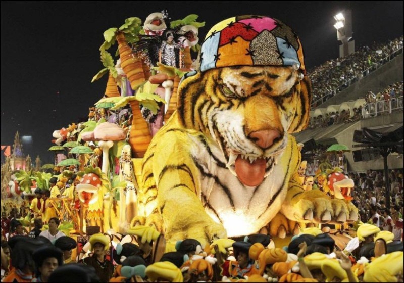 VIDEO – A început Carnavalul de la Rio
