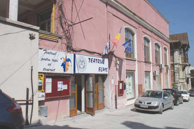 Doliu la Teatrul pentru Copii şi Tineret „Căluţul de mare”