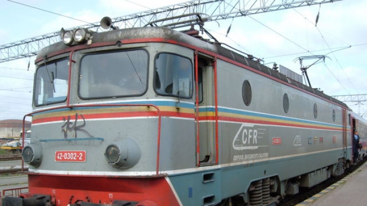 TRAFIC FEROVIAR ÎNTRERUPT ÎNTRE SIMERIA ȘI TURDAȘ