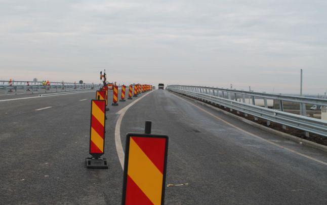 ATENȚIE șoferi! Lucrări pe A2. Trafic restricționat