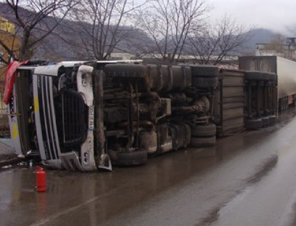 Traficul rutier este întrerupt pe DN1