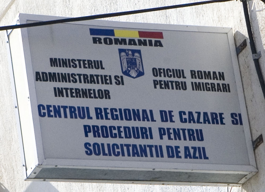 Primii refugiaţi ajunşi în România, cazaţi la Galaţi