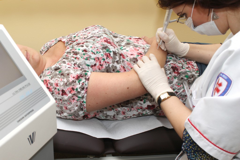 Un cadou deosebit de 8 Martie, dar cu o denumire înfricoşătoare: TERAPIA VAMPIR!