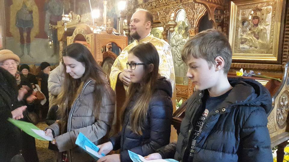 Arhiepiscopia Tomisului îi premiază pe olimpicii la Religie