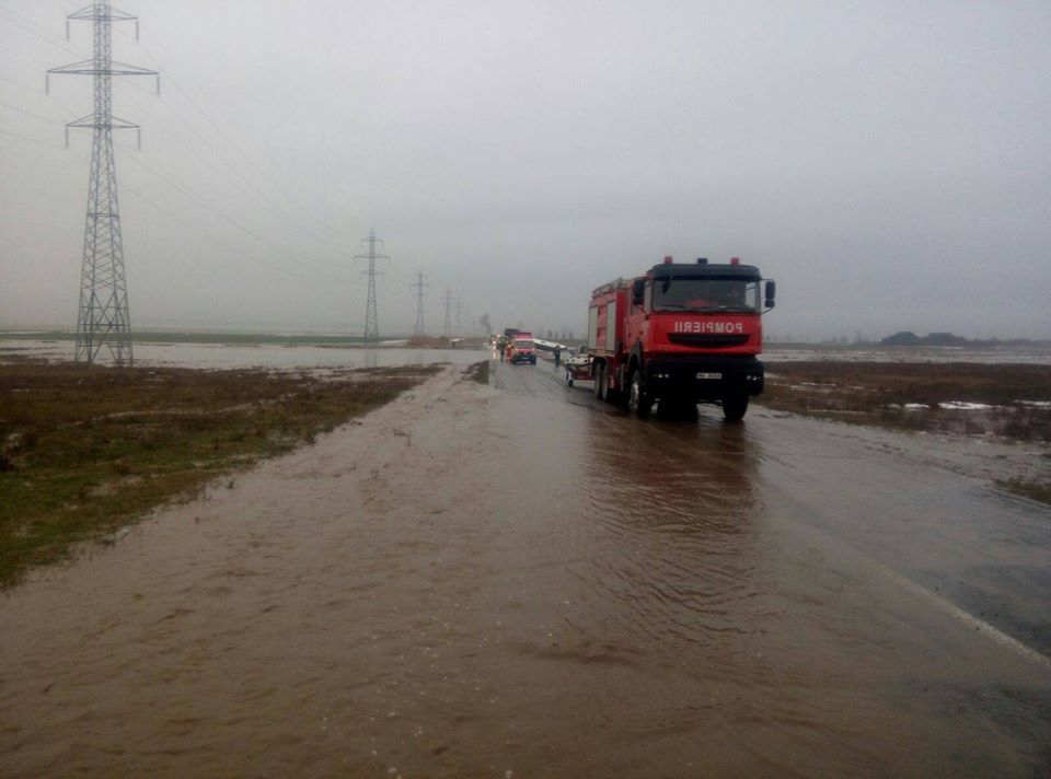 Drumuri din județul Bacău, sub ape