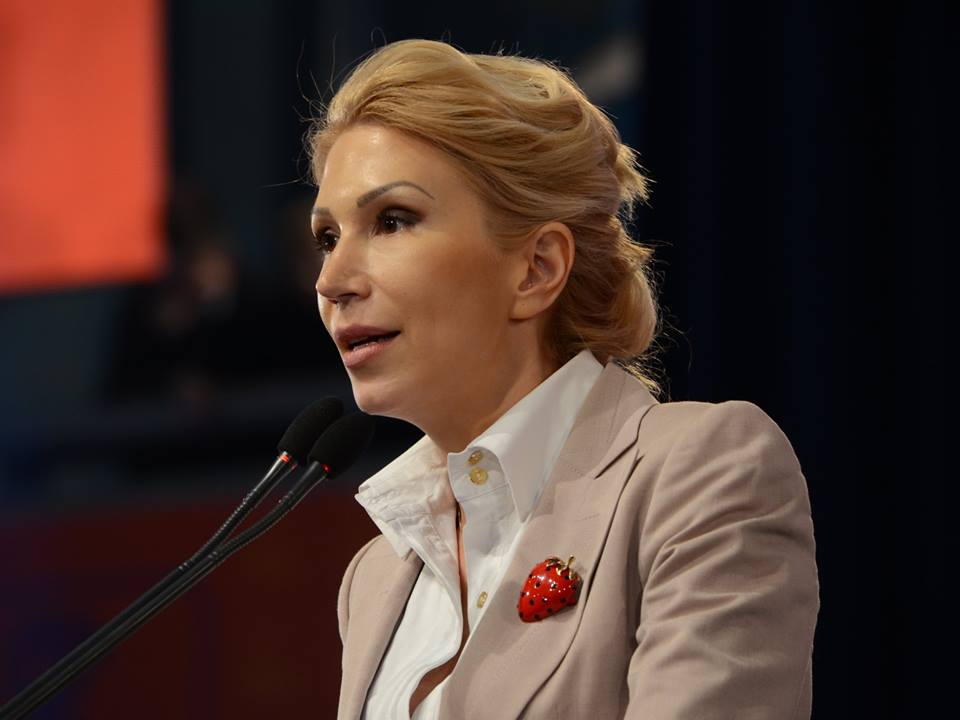 Raluca Turcan: legea TVR şi SRR trebuie modificată, dar nu în varianta PSD