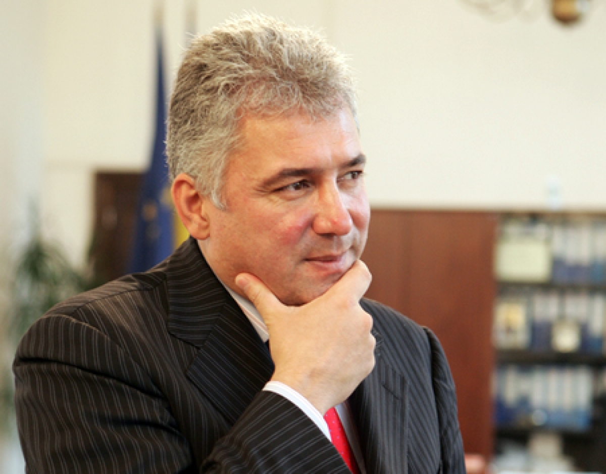 DIICOT: Adriean Videanu, audiat într-un dosar cu un prejudiciu de 62 milioane euro