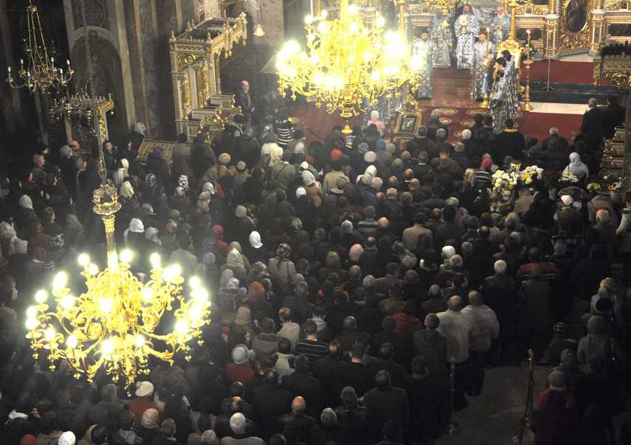AUDIO- Constănțenii, nostalgici în biserică după comunism