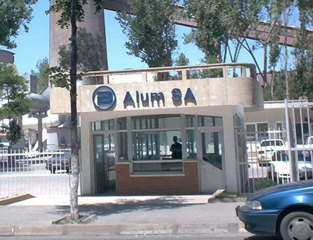Un nou contract colectiv de muncă la ALUM TULCEA