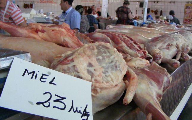 „Prețul corect la carnea de miel“, în două piețe din Constanța