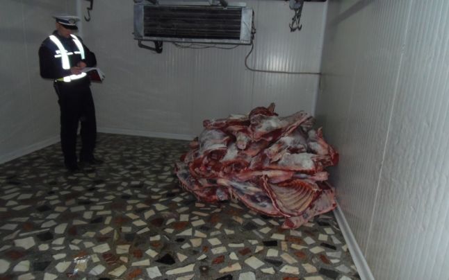 Poliția a confiscat sute kilograme de pește și carne