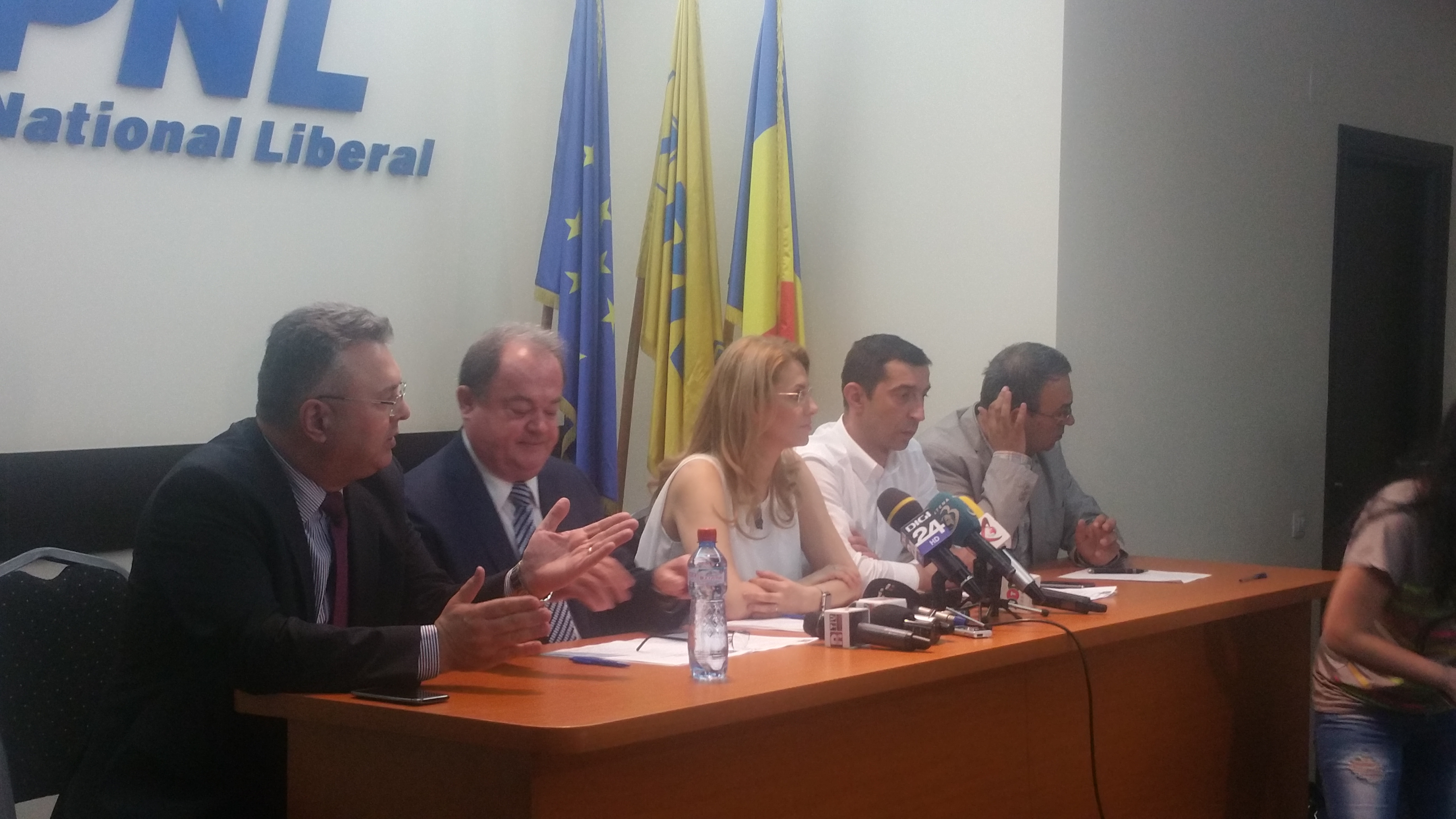 PNL:30% din candidații liberali la alegerile locale vor fi femei