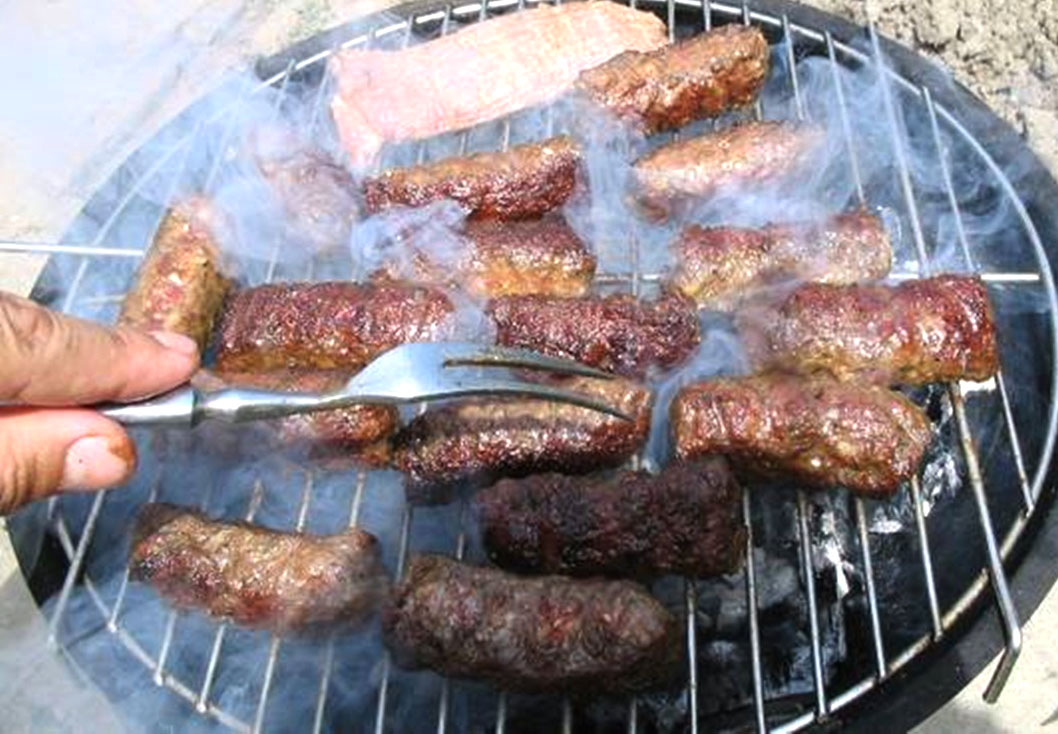 Micul, vedeta grătarului de 1 Mai