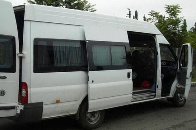 TULCEA. Pasageră rănită după ce șoferul unui microbuz a frânat brusc
