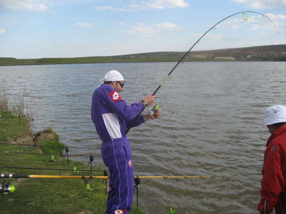 A început eliberarea permiselor de pescuit ANPA 2017